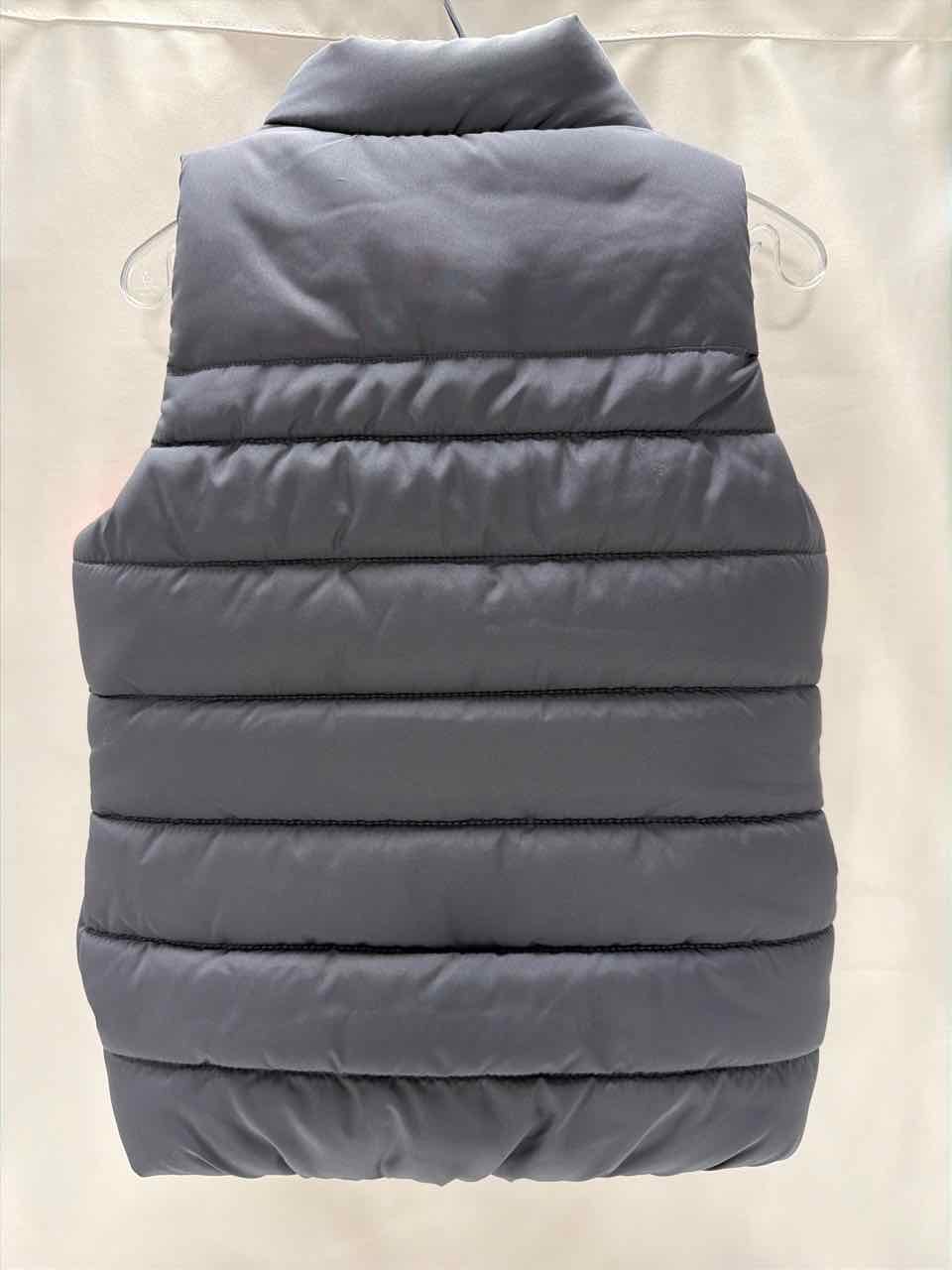 Puma Size 6 Charcoal Vest