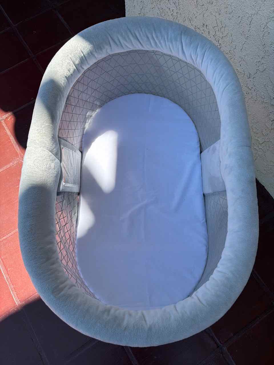 Delta Children Bassinet
