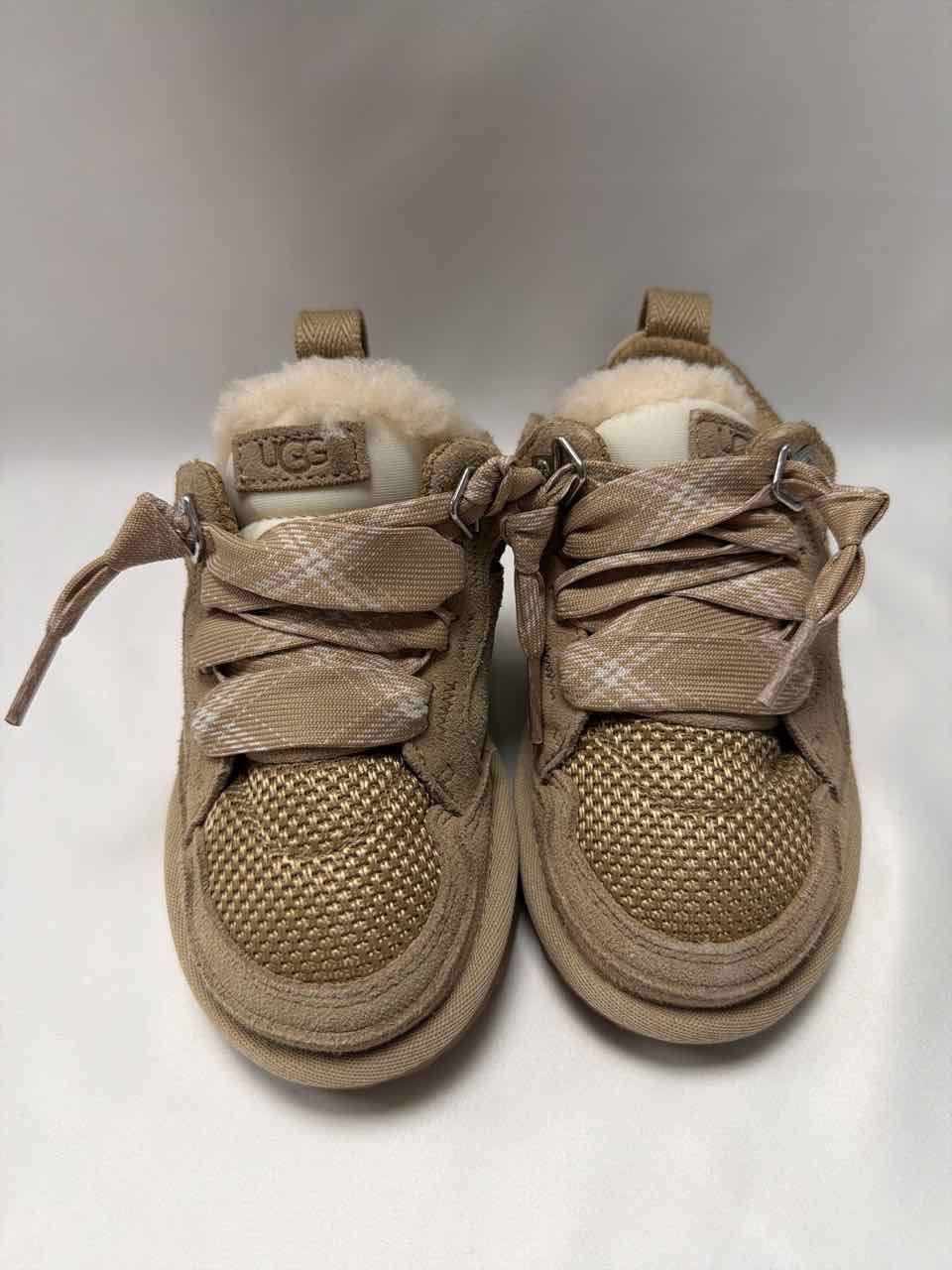 Ugg Shoe Sizes 8C Sneakers