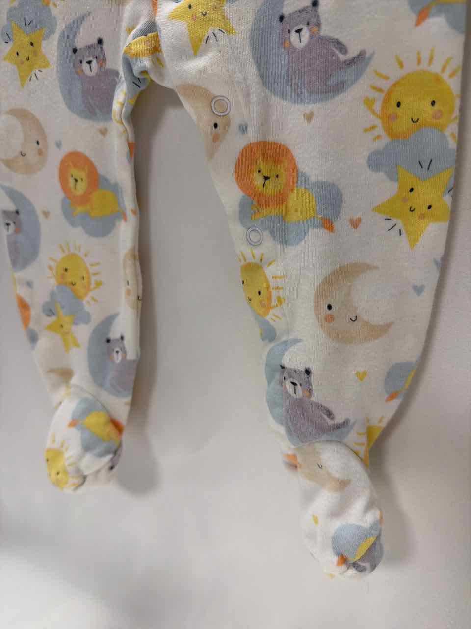 Bundles Size 3-6 months White Footie