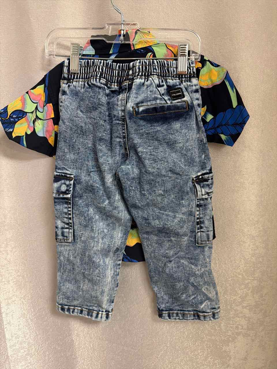 Volcom Size 3T Outfit -2pc
