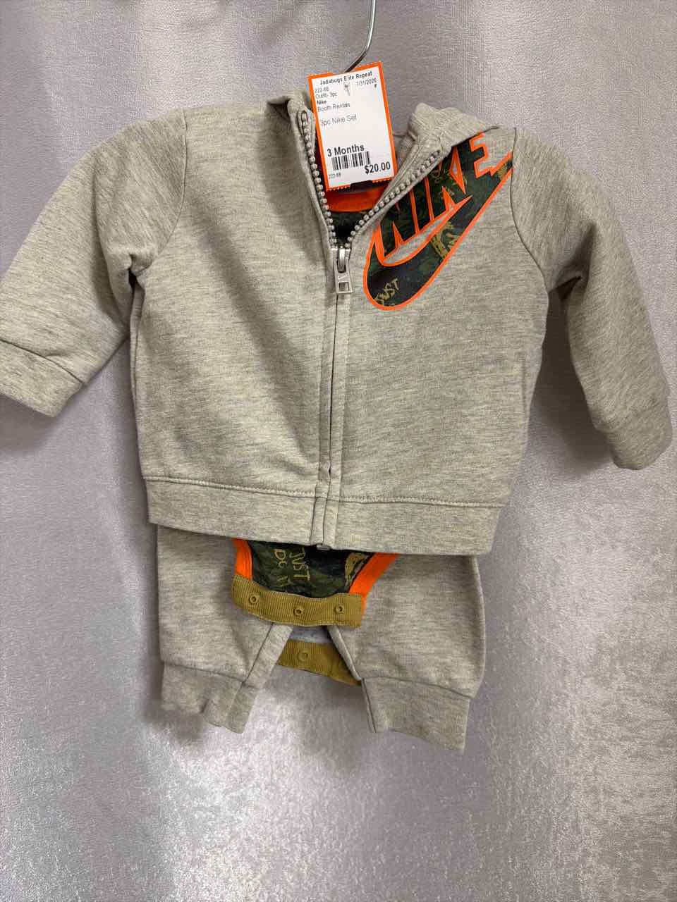 Nike Size 3 Months Outfit- 3pc