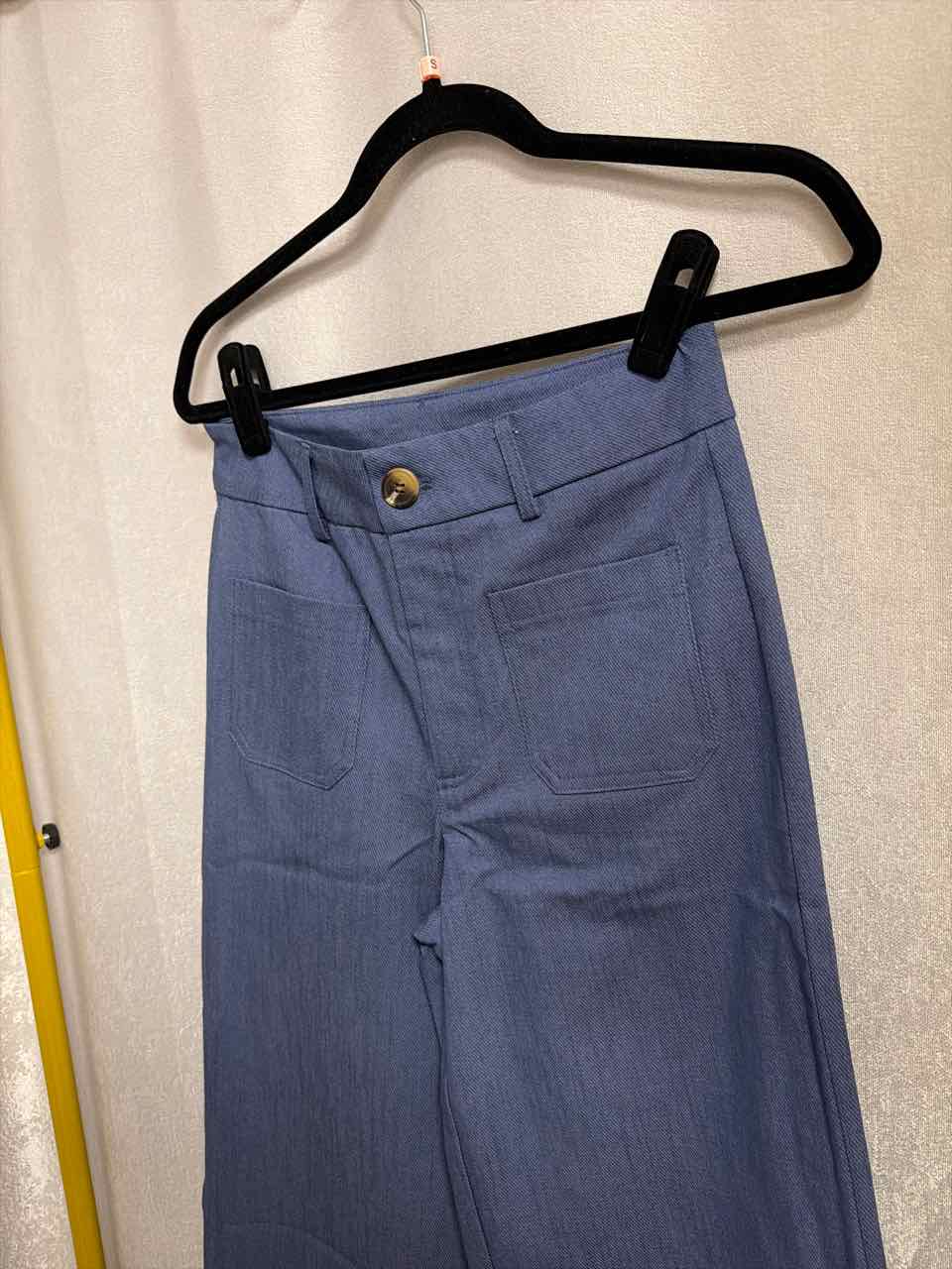 Size Small Pants- Casual