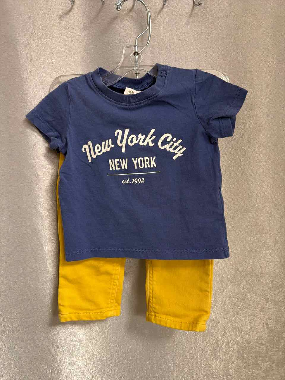 Size 6 Months Outfit -2pc