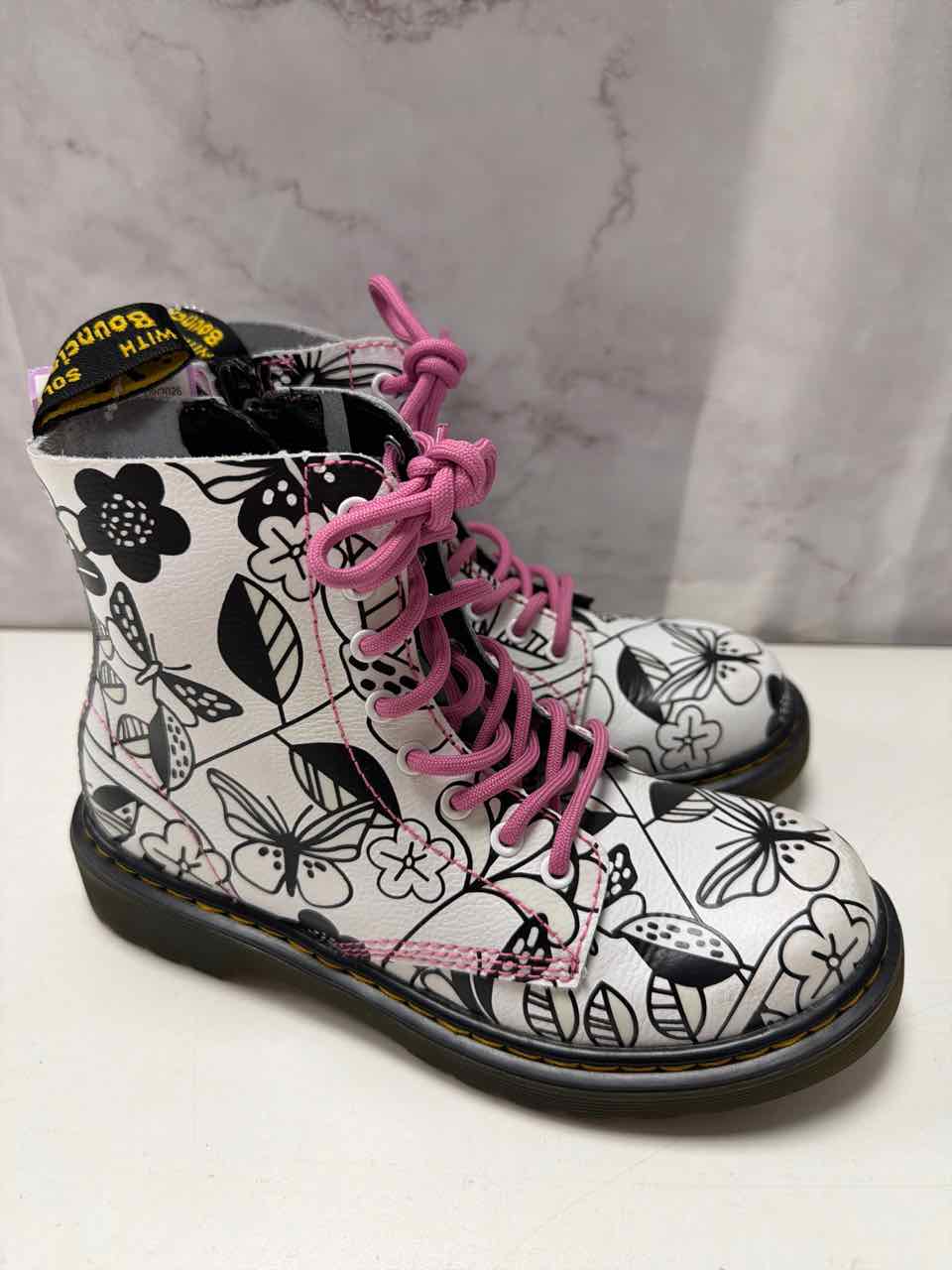 Dr. Martens Shoe Sizes 2Y White Boots
