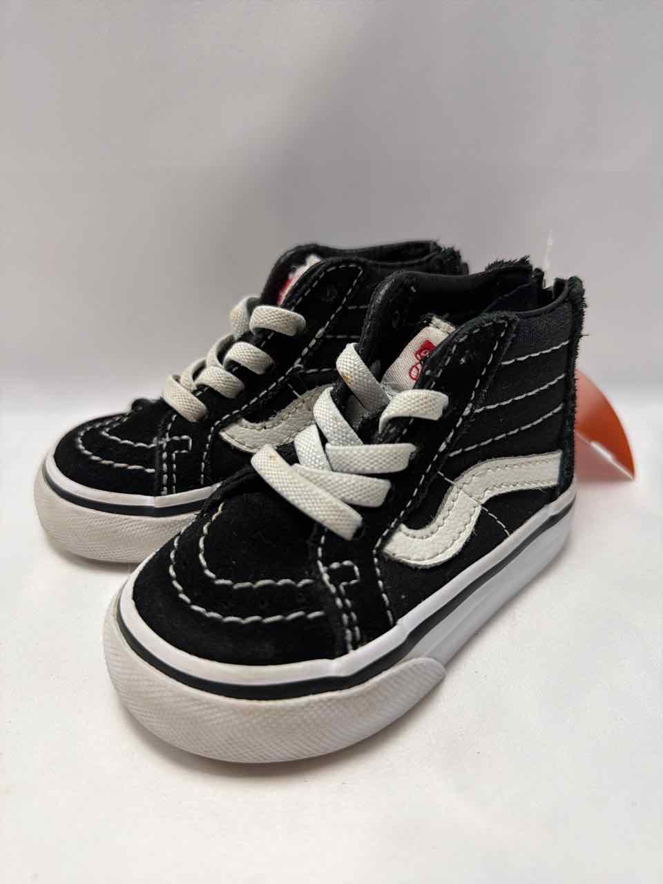Vans Shoe Sizes 4C Black & White Shoes- Casual