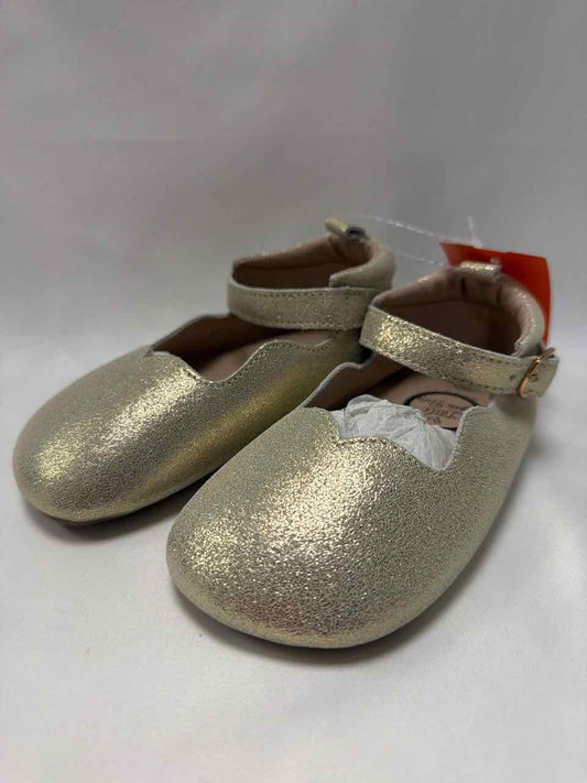 Little Love Bug Shoe Sizes 8C Gold Shoes- Formal