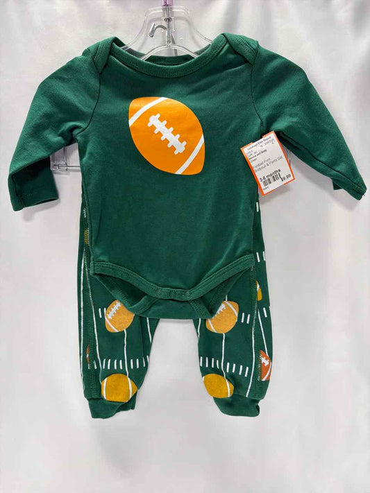 Monica and Andy Size 3-6 months Green Outfit -2pc