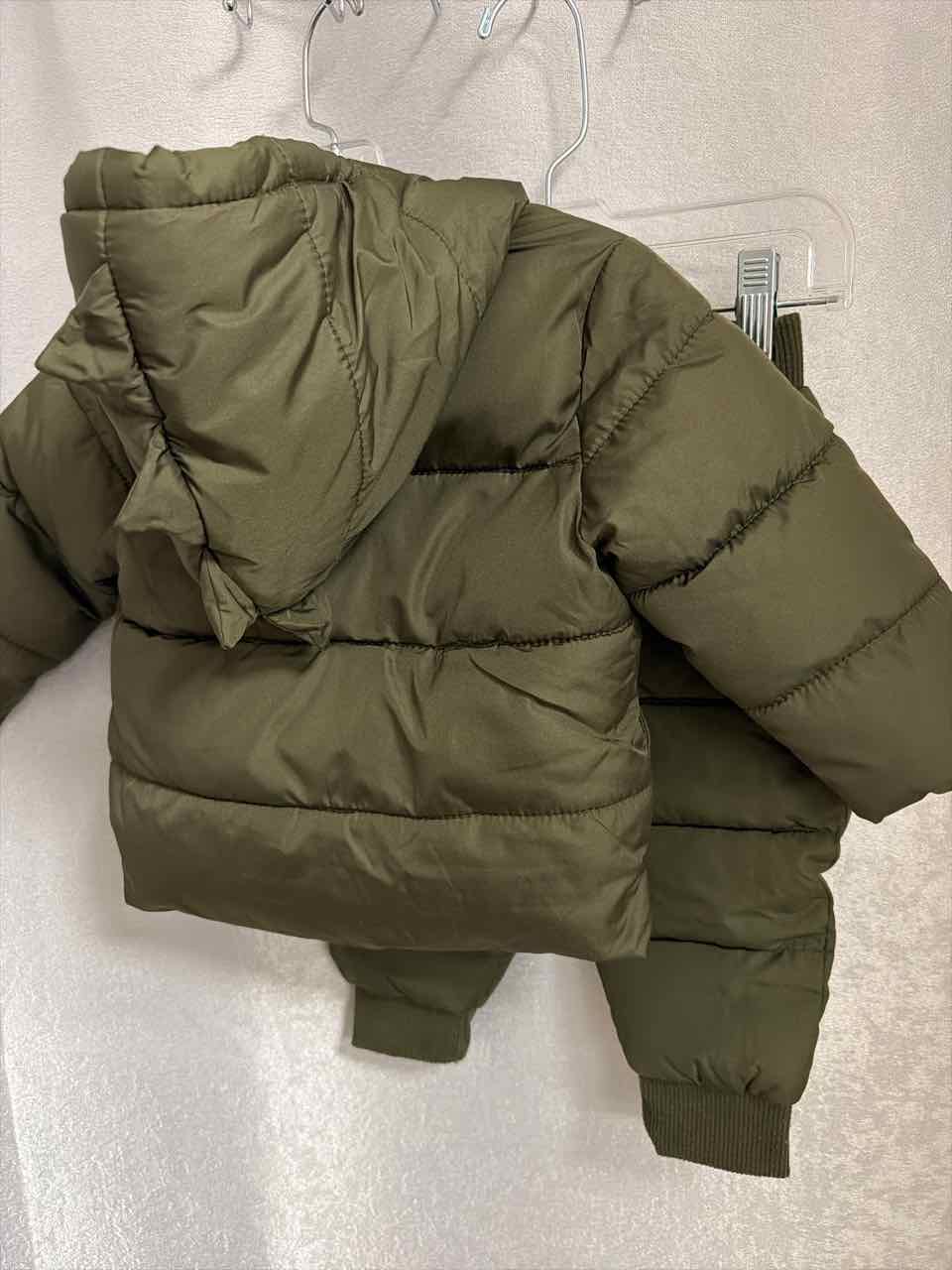 Size 12-18 Months Green Outfit -2pc