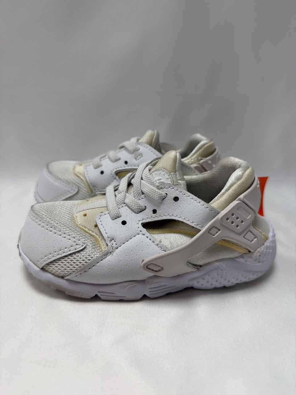 Nike Shoe Sizes 8C White Shoes- Casual