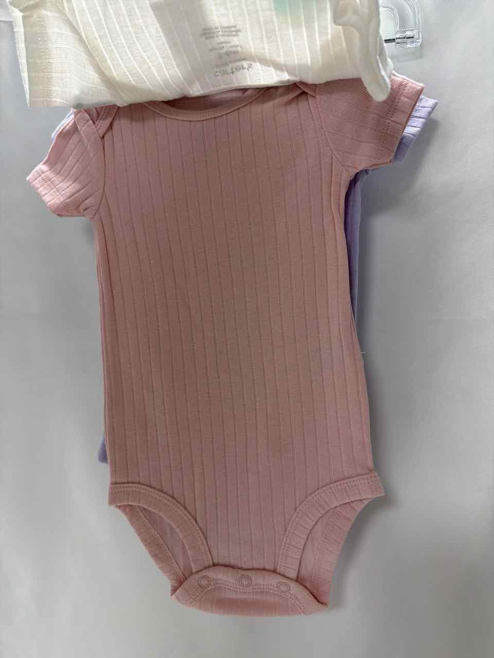 Carter's Size 3-6 months White Onesie