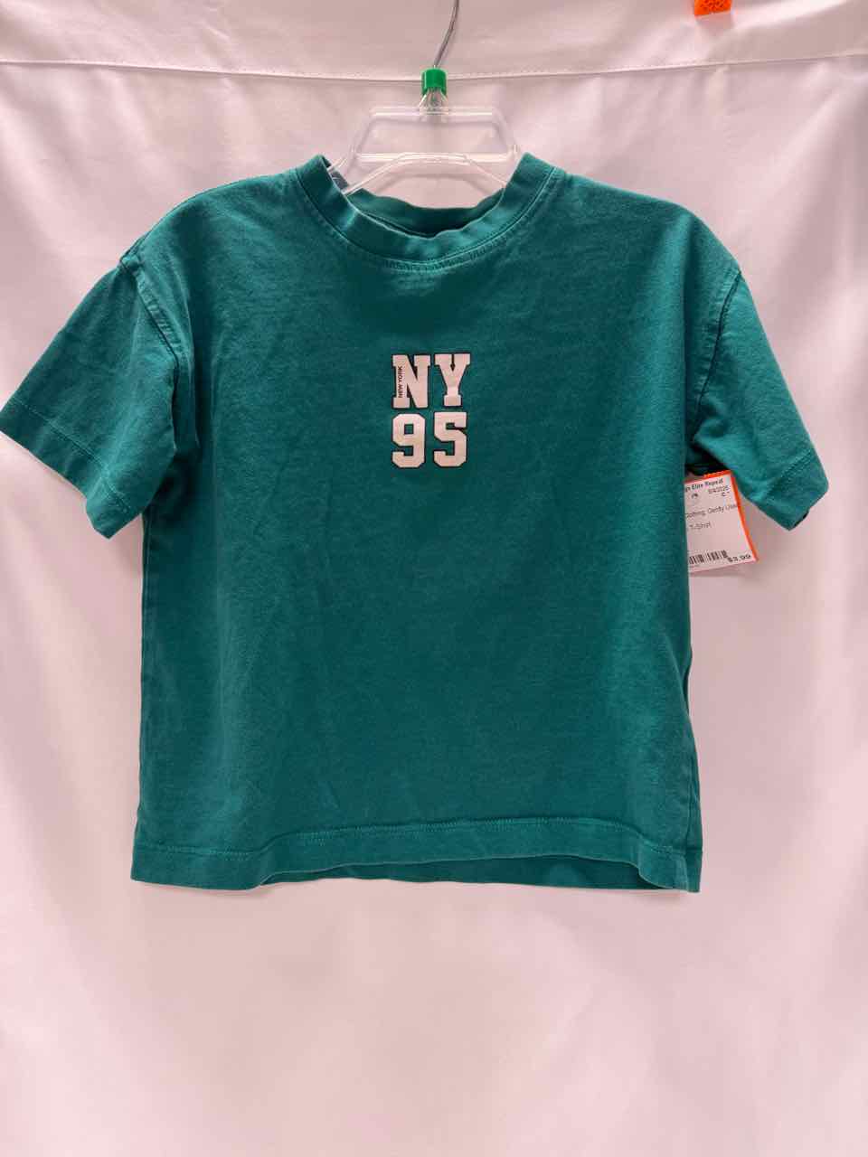 Zara Size 3T Green Gently Used T-Shirt
