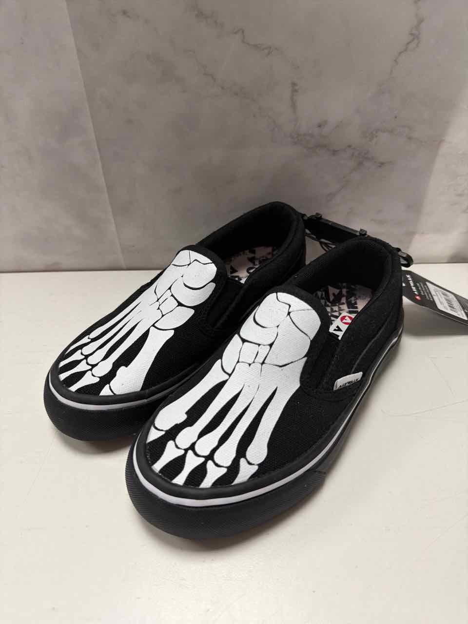 Shoe Sizes 1Y Black Shoes- Casual