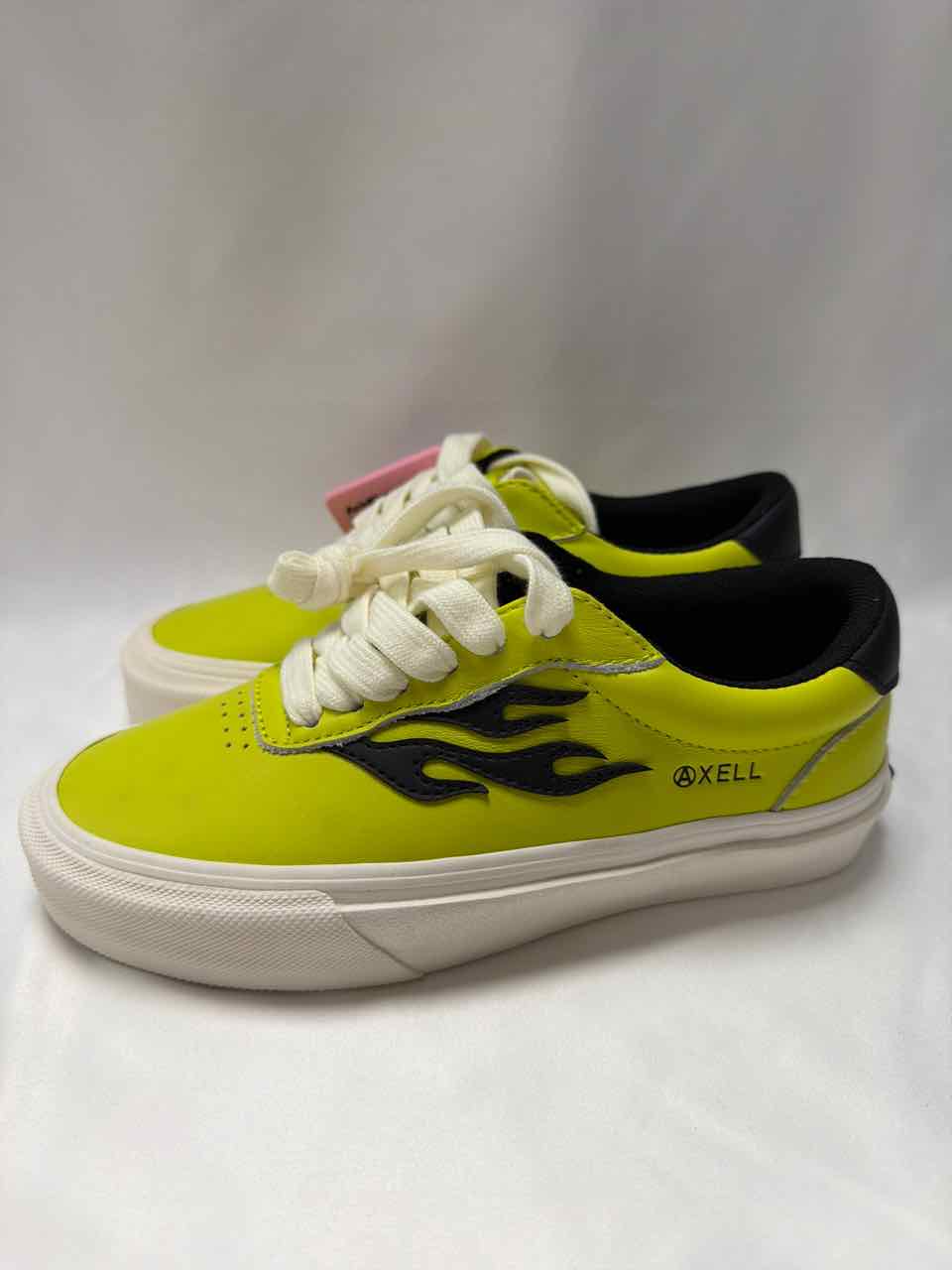 Straye Shoe Sizes 4Y Lime Green Shoes- Casual