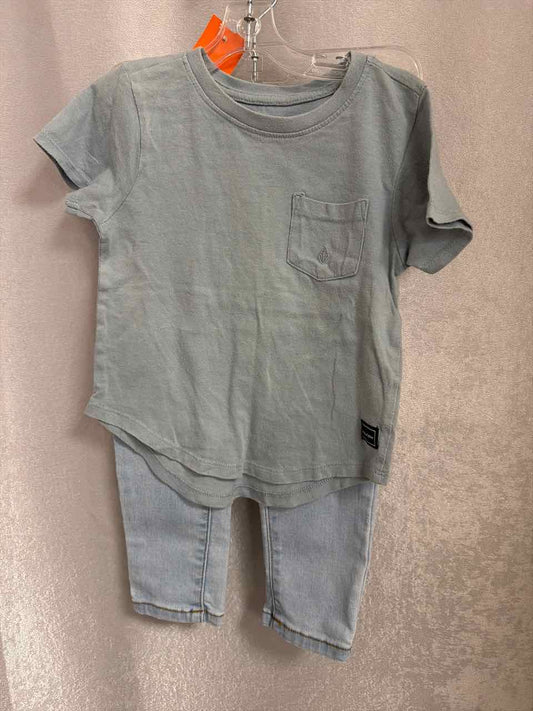 Volcom Size 2T Outfit -2pc