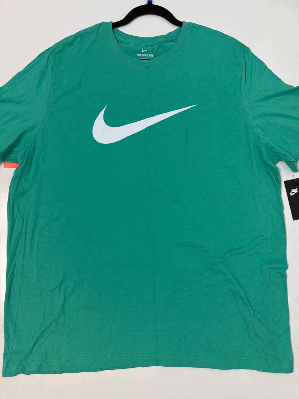 Nike Size XX-Large Green T-Shirt
