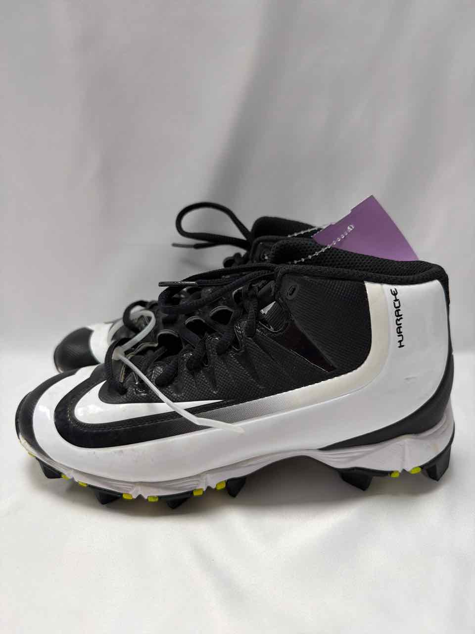 Nike Shoe Sizes 3.5Y Black & White Cleats