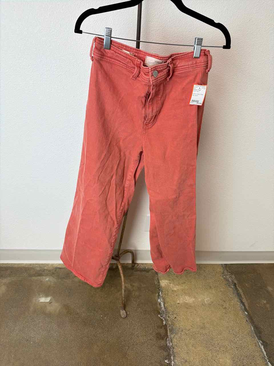 Universal Thread Gently Used 4 Jeans