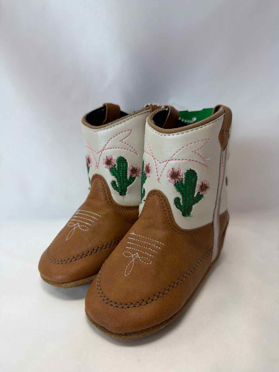 Shoe Sizes 4C Gently Used Boots