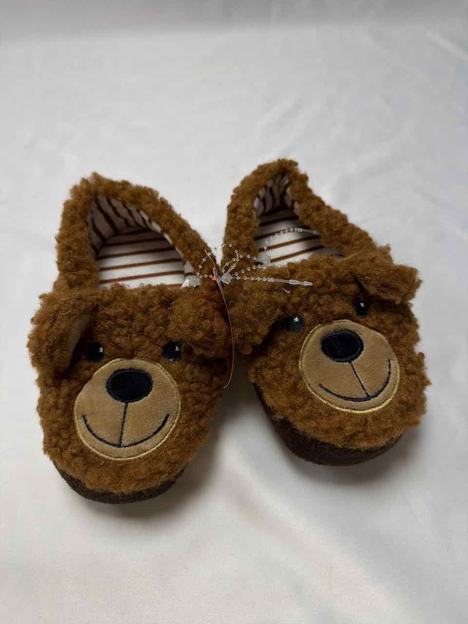 Wonder Nation Shoe Sizes 7C Brown Slippers