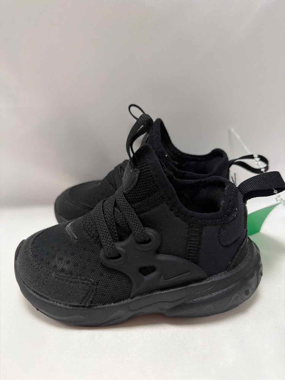 Nike Shoe Sizes 5C Black Gently Used Shoes- Casual