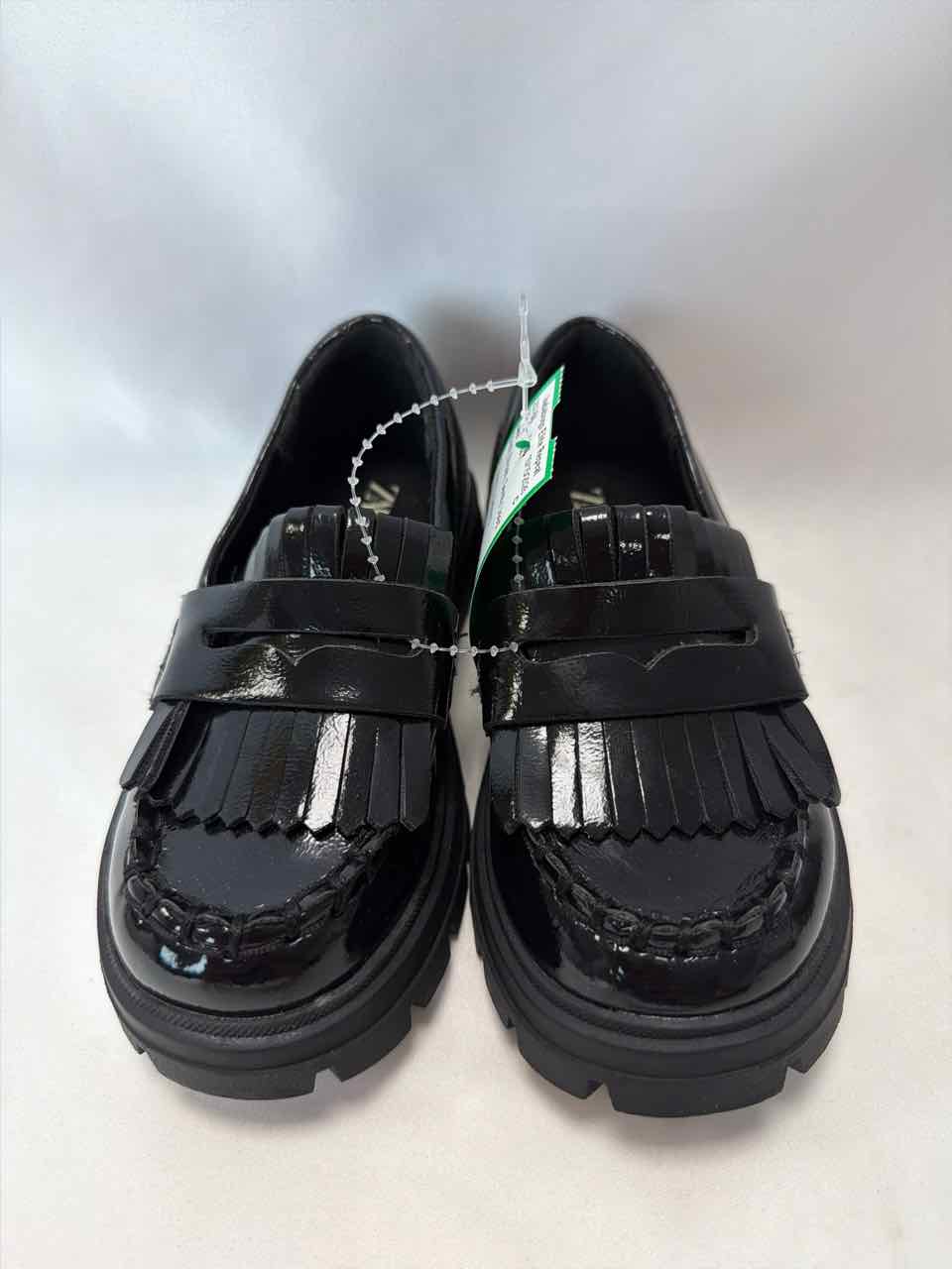 Zara Shoe Sizes 8C Black Gently Used Shoes- Casual