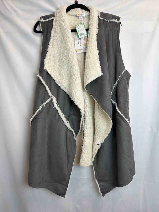 Size Medium New With Tags Vest