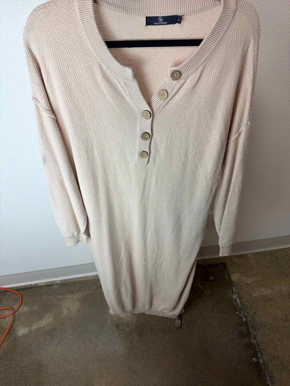 Size Large Dress- Casual