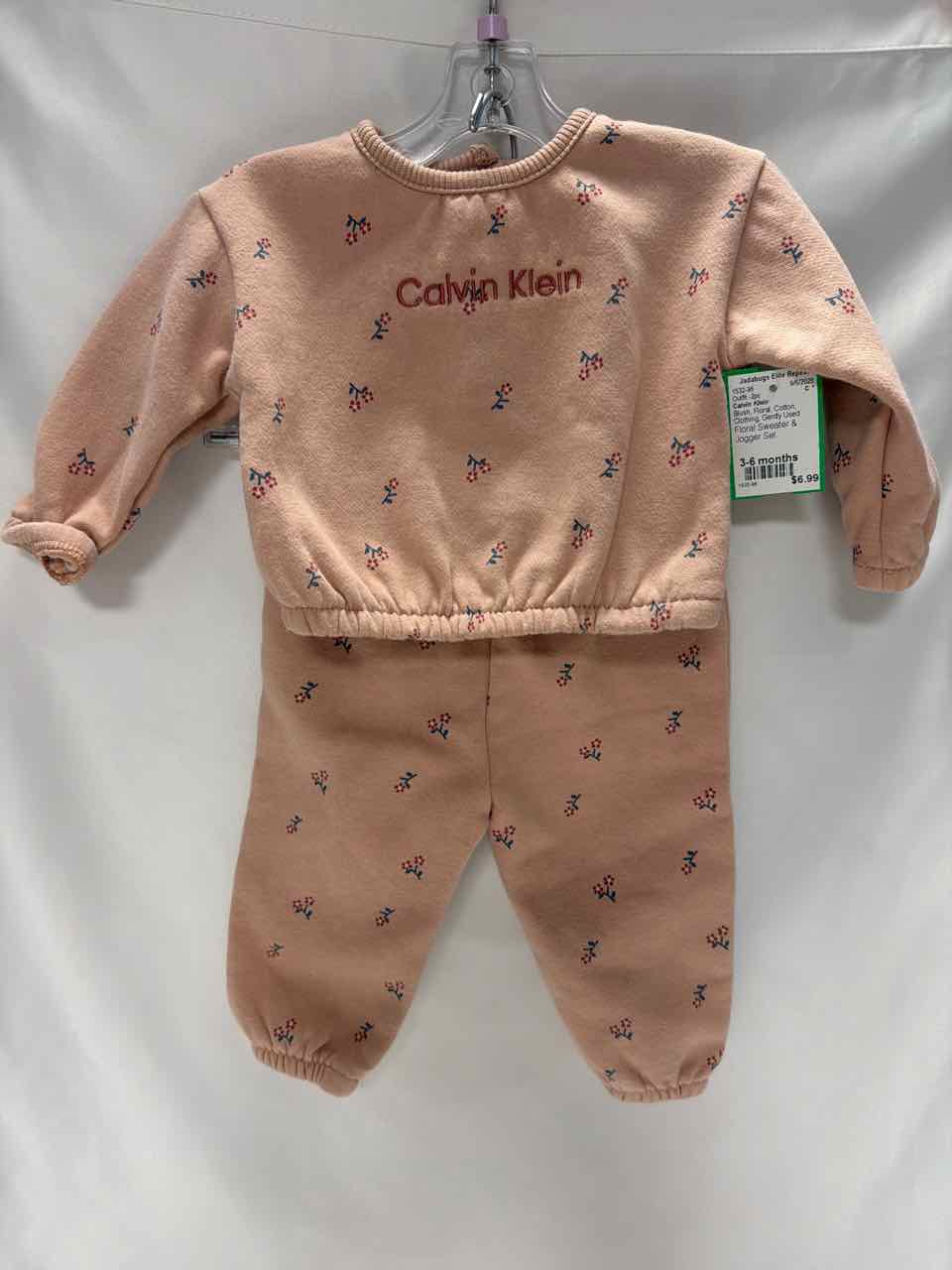Calvin Klein Size 3-6 months Blush Gently Used Outfit -2pc