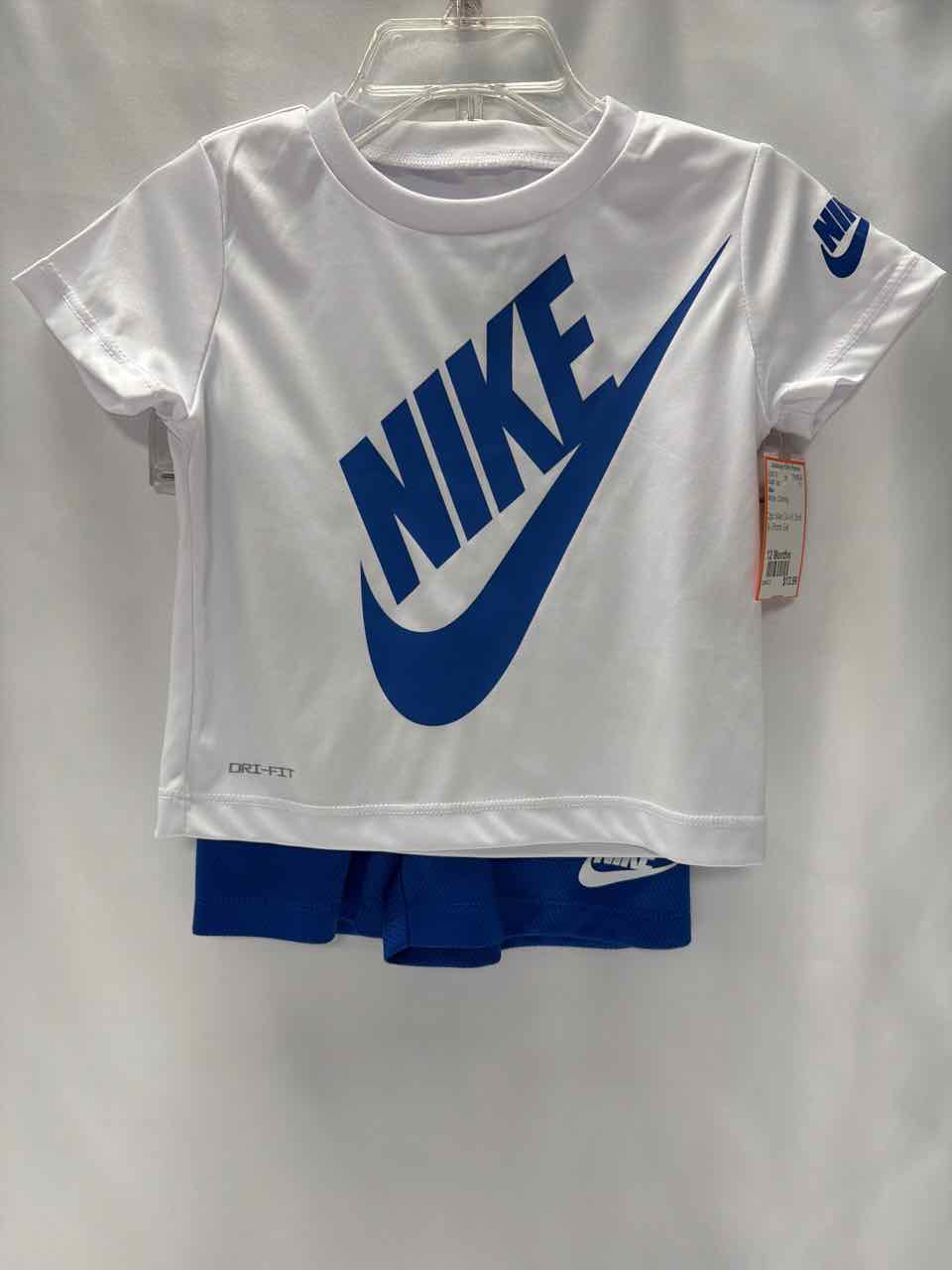 Nike Size 12 Months White Outfit -2pc