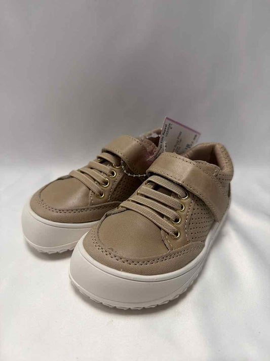 Little Love Bug Shoe Sizes 7C Beige Shoes- Casual