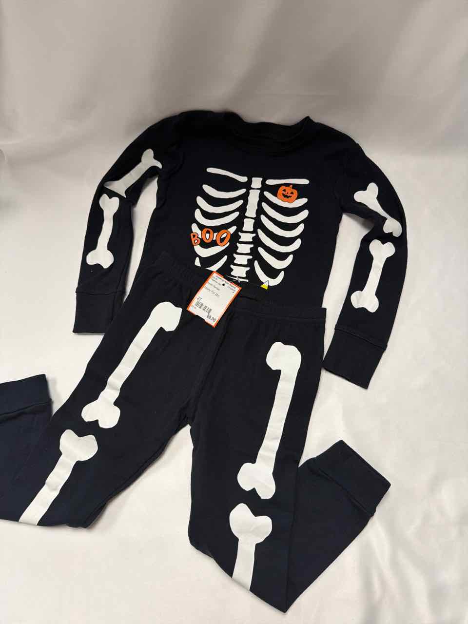 Size 2T Pajamas- 2pc