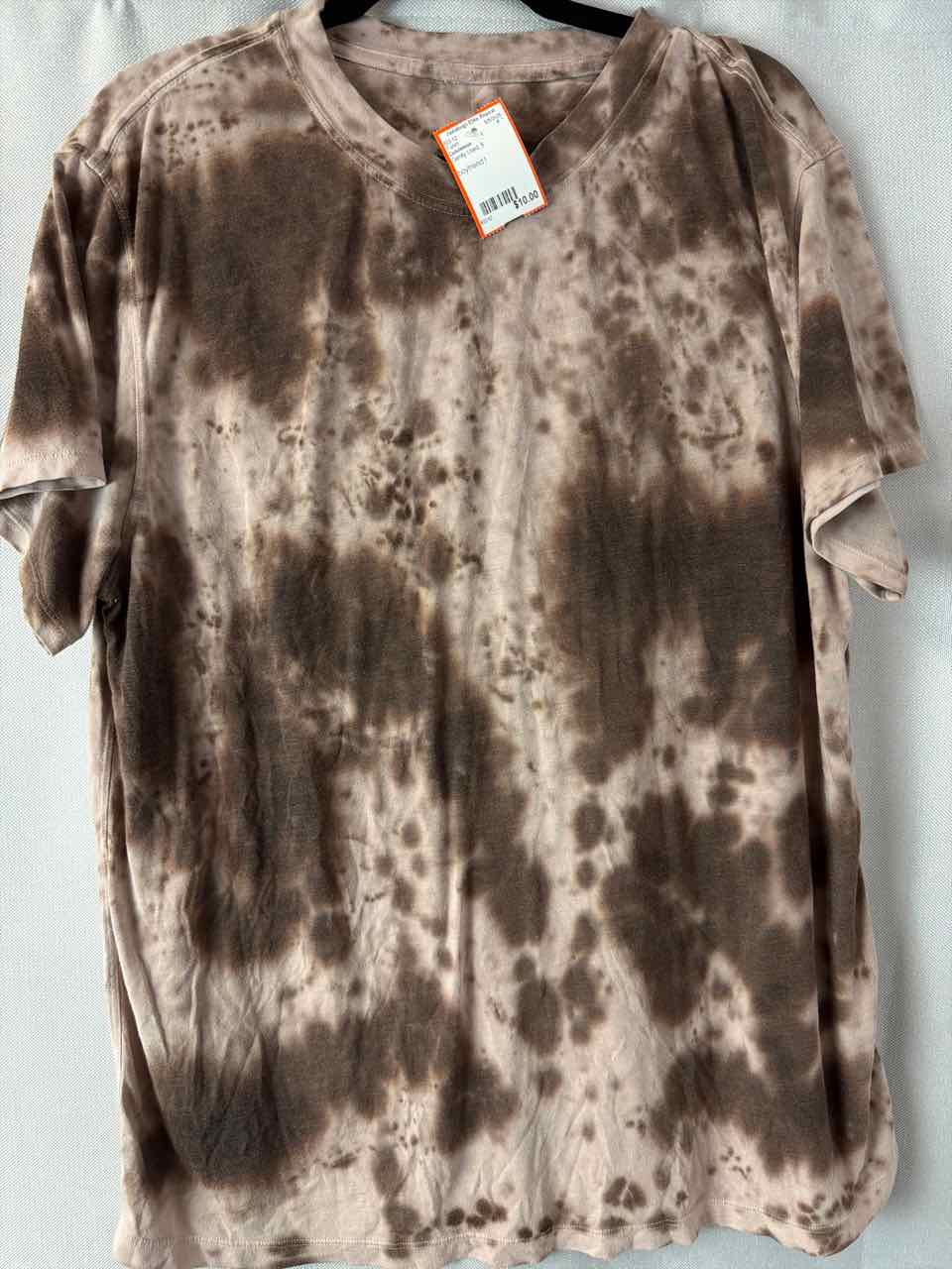 Lululemon Gently Used T-shirt