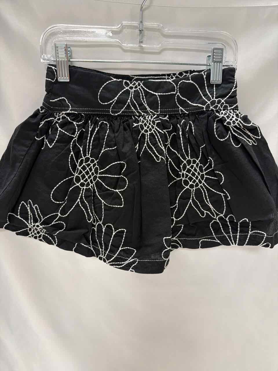 Zara Size 7 Black Gently Used Skirt- Casual