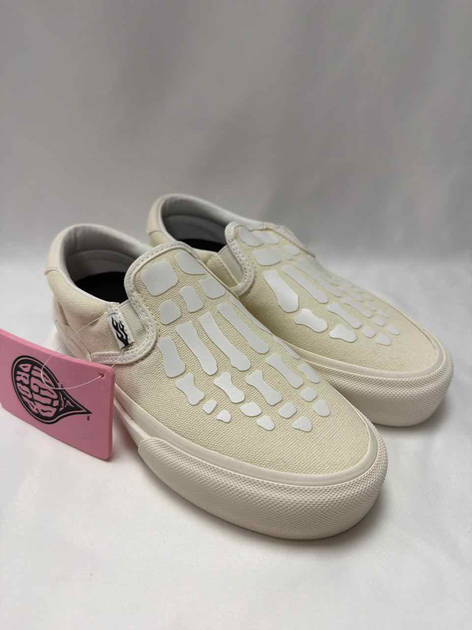Straye Shoe Sizes 4Y Cream Shoes- Casual