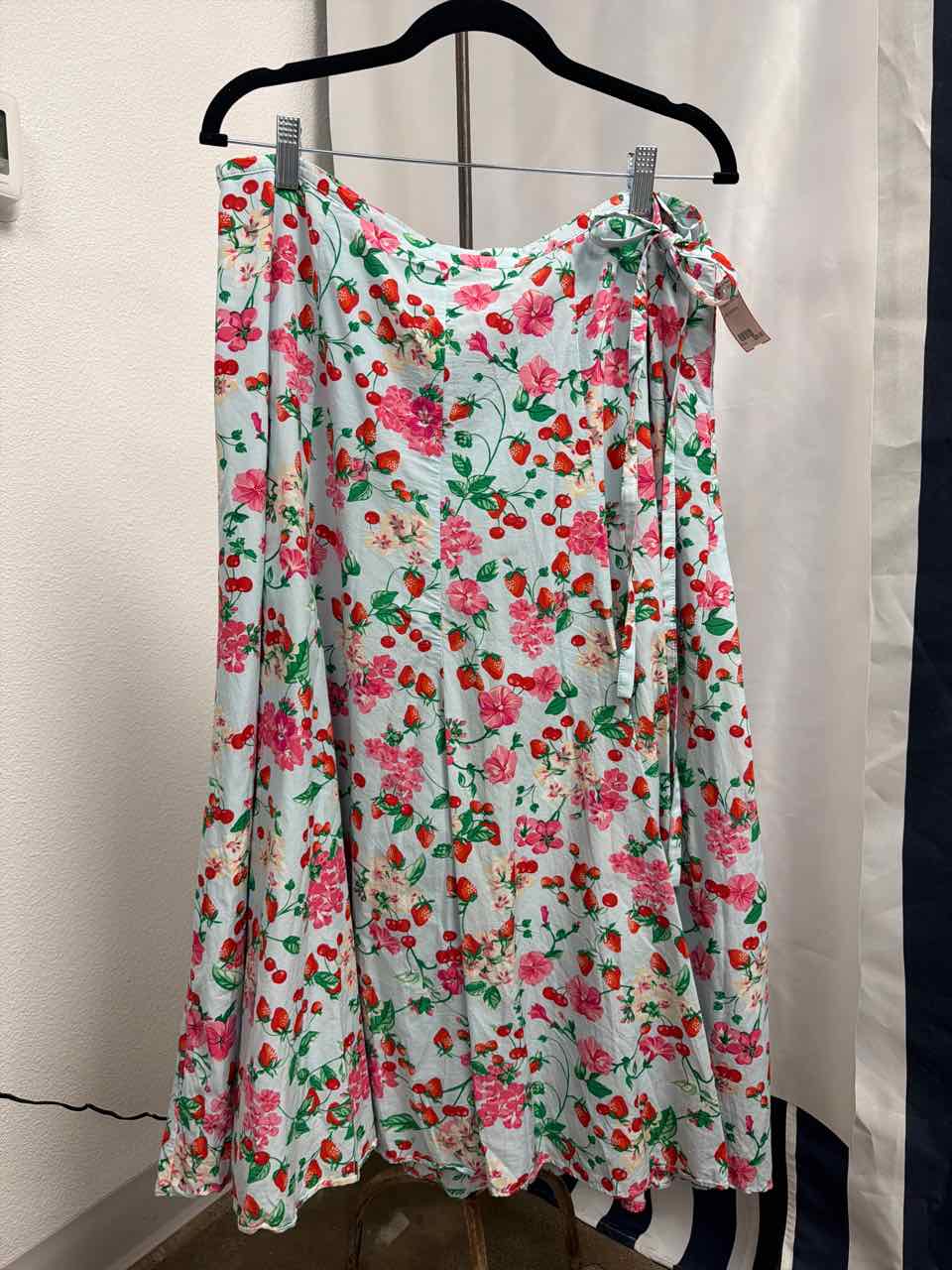 Ann Taylor Blue Medium Gently Used Skirt